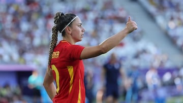 BURDEOS (FRANCIA), 31/07/2024.- La delantera española Athenea del Castillo durante el partido del Grupo C de Fútbol Femenino de los Juegos Olímpicos de París 2024, entre Brasil y España, celebrado en el Estadio de Burdeos (Francia). EFE/ Kiko Huesca
