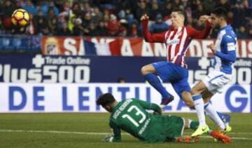 Fernando Torres marca el 2-0 para el Atlético de Madrid ante el Leganés.