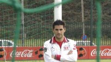 <b>REGRESO A CASA. </b>Riki posó para AS en vísperas de su regreso a Getafe y pelea el puesto a Bodipo.