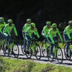 Contador abre en el Algarve ante el emergente Fabio Aru