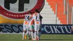 Cobresal vence a Wanderers y trepa a los primeros lugares