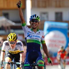 Kruijswijk y Chaves dan el golpe, a Valverde le caen 3 minutos