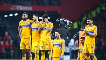 Fernando Gorriaran, Jonathan Herrera, Joaquim Pereira, Juan Sanchez Purata, Nicolas Ibanez, Javier Aquino, Juan Pablo Vigon, Jesus Garza, Angel Correa, Uriel Antuna of Tigres during the final second leg match between Tigres UANL and Toluca, as part of the Liga BBVA MX, Torneo Apertura 2025 at Nemesio Diez Stadium, on December 14, 2025 in Toluca, Estado de Mexico, Mexico.