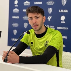 Jordi Martín pide sitio en el centro del campo Huesca