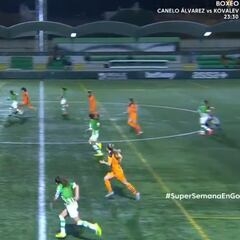 El gol 'maradoniano' de una argentina en España que está revolucionando la redes