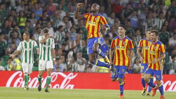 Kondogbia celebra el primer gol en el Villamarín.