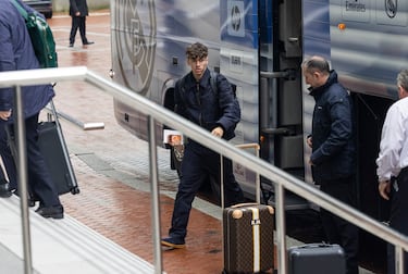 Thiago Pitarch llegando al hotel en Manchester. 
 