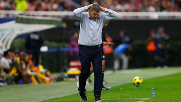 Óscar García se disculpa con James Rodríguez