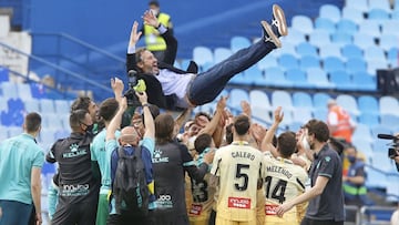 El festejo del último ascenso del Espanyol, en Zaragoza, el 8 de mayo de 2021.