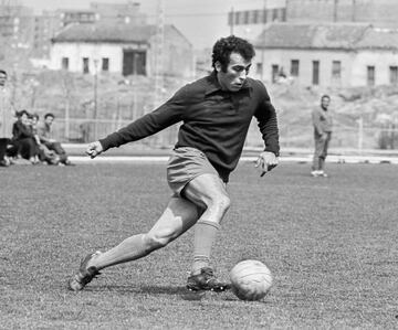 'El Brujo' durante un entrenamiento con el Real Madrid en el año 1973.