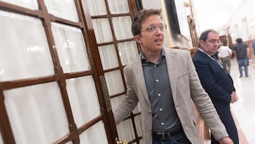 El líder de Más País, Iñigo Errejón, a su llegada al pleno extraordinario en el Congreso de los Diputados, a 11 de julio de 2024, en Madrid (España). El Pleno del Congreso debate hoy las enmiendas de totalidad con texto alternativo registradas respectivamente por Vox y Podemos a la reforma de la Ley del Poder Judicial (LOPJ) y el Estatuto del Ministerio Fiscal pactada por PP y PSOE en el marco de su acuerdo para renovar el Consejo General del Poder Judicial (CGPJ) tras más de cinco años de bloqueo.
11 JULIO 2024;PLENO;CGPJ;JUSTICIA
Eduardo Parra / Europa Press
11/07/2024