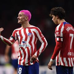 Griezmann, con la libreta de Qatar