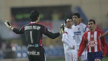 Palop, con una botella de Whisky en el Calderón.