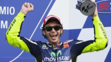 Rossi, en el podio de Mugello.