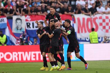 Laporte, Le Normand y otros 163 futbolistas de la Eurocopa que pudieron jugar con otra seleccin