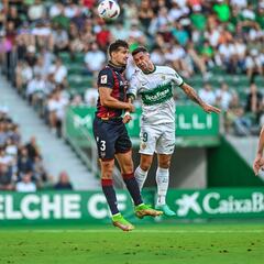 Elche y Levante se riñen con el gol