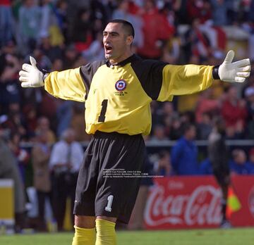 Masahide Tomikoshi subió en sus redes unas postales del plantel durante el Mundial de Francia hace 20 años. Salas, Zamorano y el 'Murci' son algunos de los protagonistas.