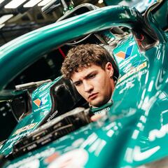 Aston Martin cambia su tercer piloto