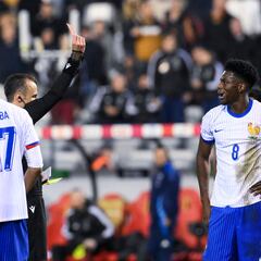 Francia sobrevive y Tchouameni es expulsado