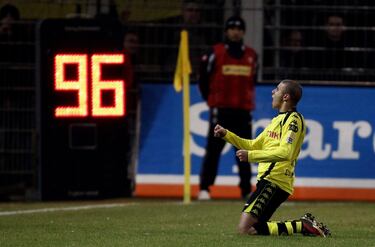 En el Borussia encontró la continuidad en un equipo que no gozó en los equipos donde jugó previamente: Werder Bremen, Mainz 05, Hamburgo...