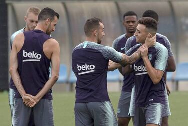 Paco Alcácer to spend the new season out on loan