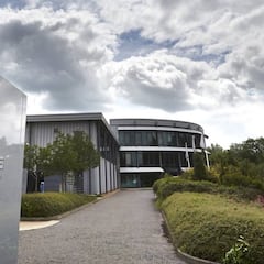 Mercedes no descarta negociar con McLaren por Alonso