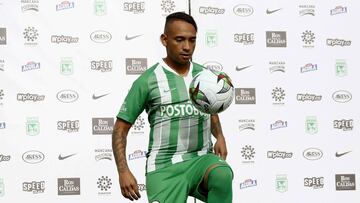 Jarlan Barrera durante su presentación oficial como nuevo jugador de Nacional.