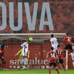 El Albacete despide el año con su primera victoria a domicilio
