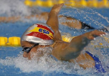 Mireia Belmonte setting a new world record in the women's 400m individual medley final in Rijeka, 2008.