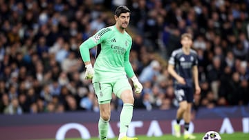 MANCHESTER (United Kingdom), 17/03/2026.- Real Madrid goalkeeper Thibaut Courtois in action during the UEFA Champions League Round of 16 2nd leg match between Manchester City and Real Madrid in Manchester, Great Britain, 17 March 2026. (Liga de Campeones, Gran Bretaña, Reino Unido) EFE/EPA/ADAM VAUGHAN
