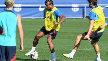 Defender Jules Koundé makes his injury comeback for Barcelona in Sunday’s Clásico clash with Real Madrid at the Bernabéu.