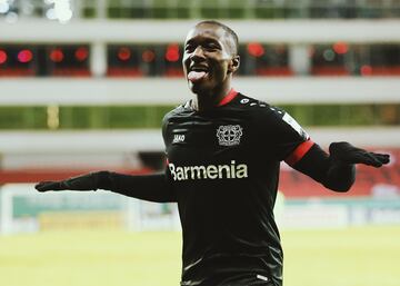 En la temporada 19/20 el Par¨ªs Saint-Germain FC lo vendi¨® al Bayer 04 Leverkusen por quince millones de euros. Actualmente tiene un valor de 60 millones y es una de las grandes promesas del f¨²tbol franc¨¦s.