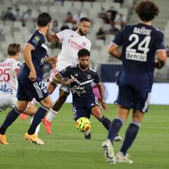 Un Olympique de Lyon espeso empata sin goles en Burdeos