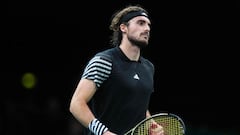 Stefanos Tsitsipas, duda en su debut en las ATP Finals.