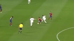 Aquel roto de época de Iniesta en el 2-6 que nadie recordaba