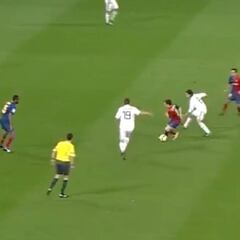 Aquel roto de época de Iniesta en el 2-6 que nadie recordaba