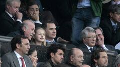 Felipe VI junto a la princesa Leonor y Vicente del Bosque.