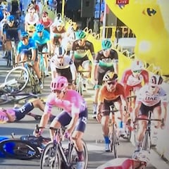 Terrorífica caída en Polonia: Jakobsen, en coma inducido