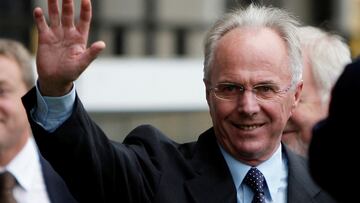 Subastan los objetos personales de Eriksson: su traje de seleccionador y la medalla de la Serie A