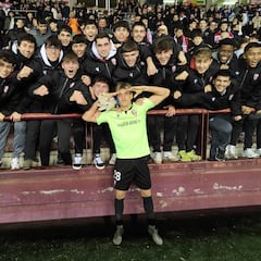 Magia en Las Gaunas: el Logroñés echa al Girona... ¡con el defensa Pol Arnau, de portero!