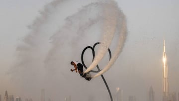 Acróbatas del aire en Dubái