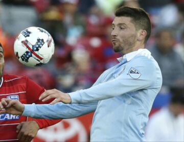 Otro de los catalanes en Estados Unidos es Ilie, que tras quedarse sin equipo en Alemania, terminó en la MLS con el conjunto de Sporting Kansas City, donde ya ganó la U.S. Open Cup.