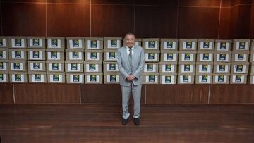 Rodolfo Hernández entrega firmas para inscribir su candidatura. Conozca cuántas firmas presentó el precandidato y qué ha dicho sobre su campaña.