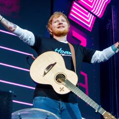 Ed Sheeran delivers impromptu performance atop a Volvo in New York
