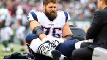 Sebastian Vollmer, línea ofensivo de New England Patriots, tuvo que abandonar el campo con un esguince en el tobillo.