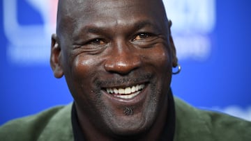 París Saint-Germain felicita a Michael Jordan por su cumpleaños número 60