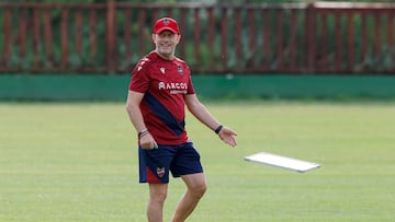 Julián Calero, entrenador del Levante.