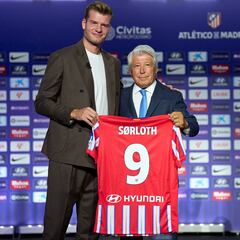 Sorloth: “Siempre quise venir a Madrid y jugar en el Metropolitano”