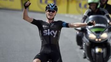 Froome celebra su victoria.