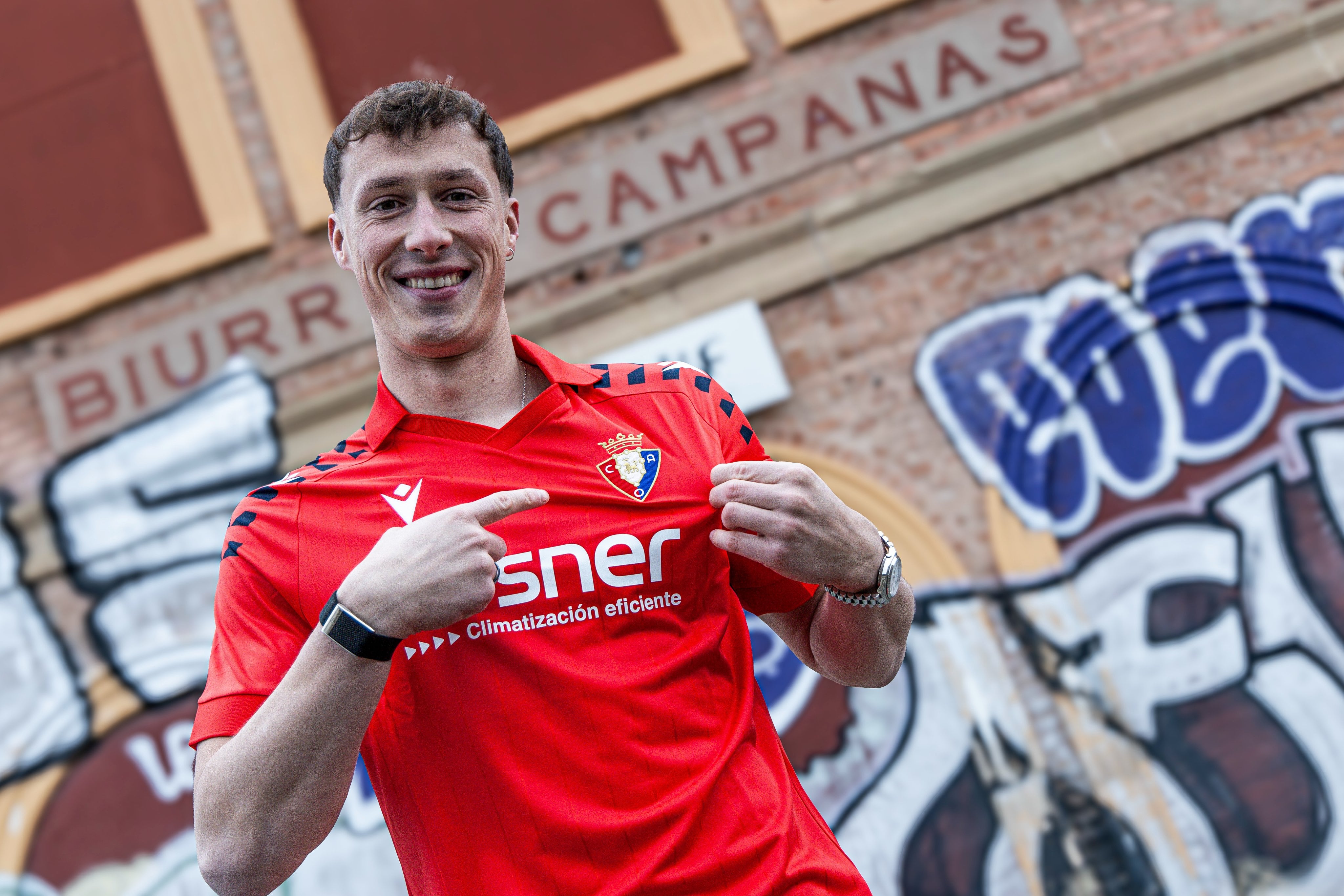 Herrando firma con Osasuna hasta 2030, con 20 millones de cláusula 